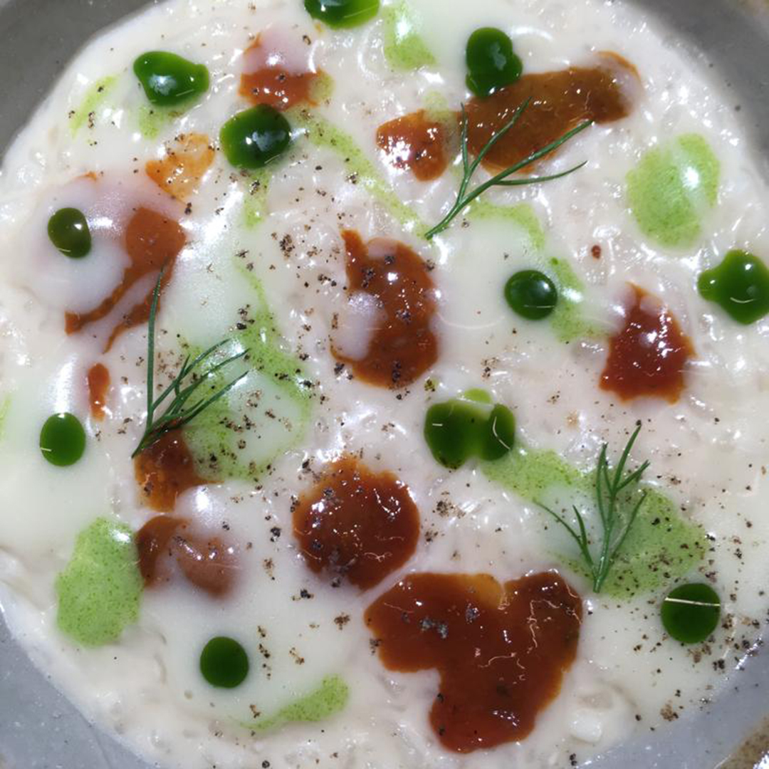 Risotto, ricci di mare, asparagi, beurre blanc all’asparago, ristretto di vitello