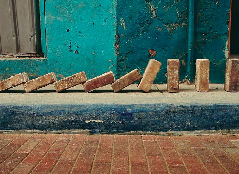 Comunichiamo il vino  per contaminazione (di interessi)