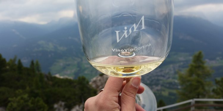 I 164 vini e distillati in degustazione al Rifugio Faloria