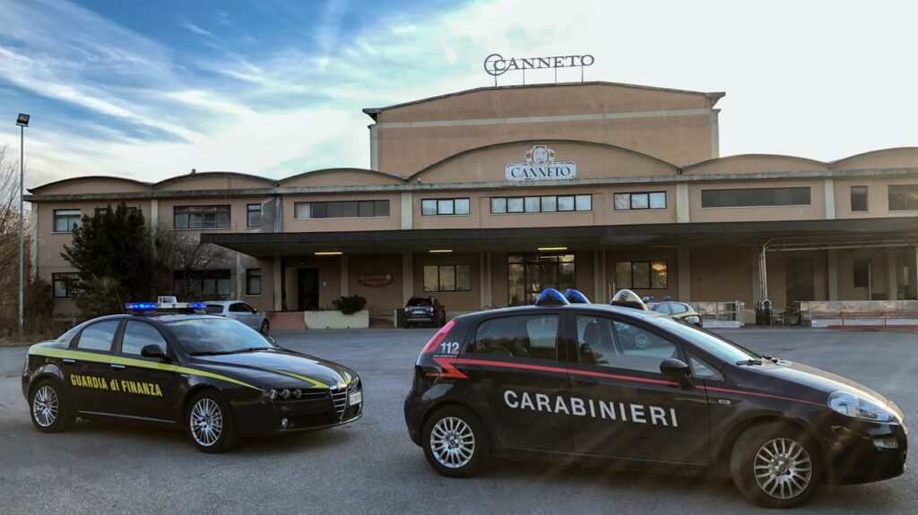 Contraffazione di vino in Oltrepò: cinque arresti