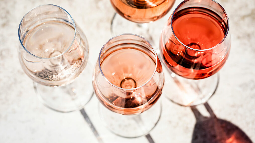 Rosautoctono: alla scoperta dei vini rosa storici d’Italia