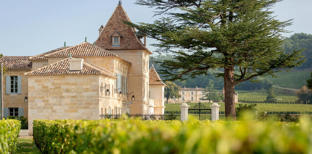 La Cina è a caccia di vigneti nel mondo