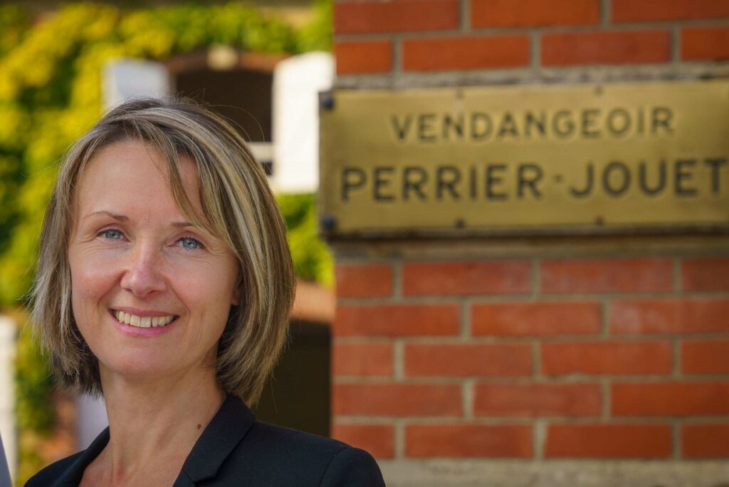 Perrier-Jouët a Milano con passaggio di consegne