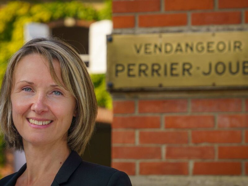 Perrier-Jouët a Milano con passaggio di consegne