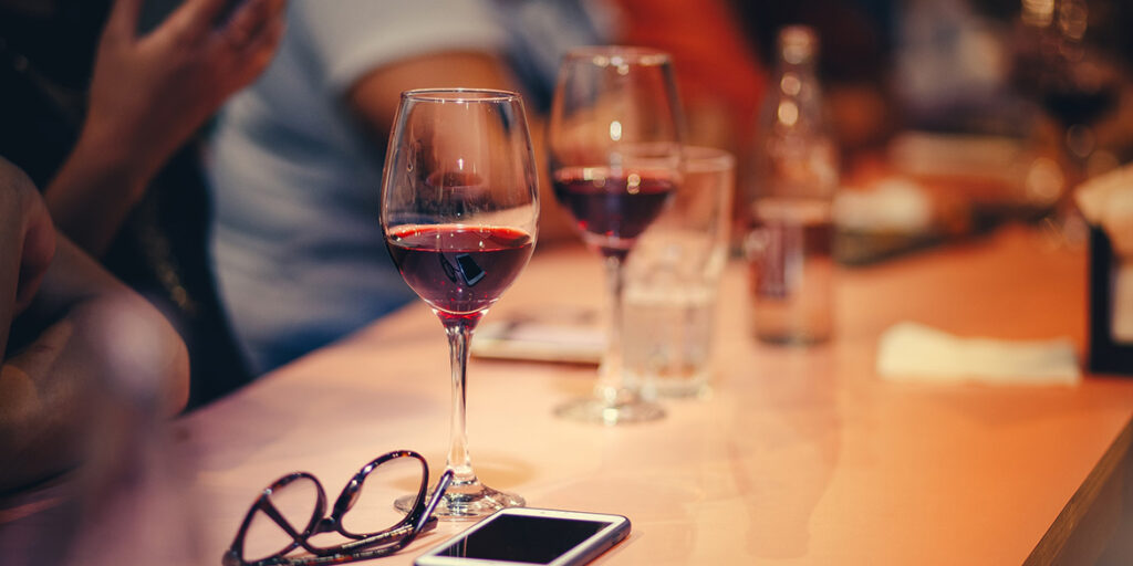 Il nuovo marketing del vino, dalle medaglie ai social media