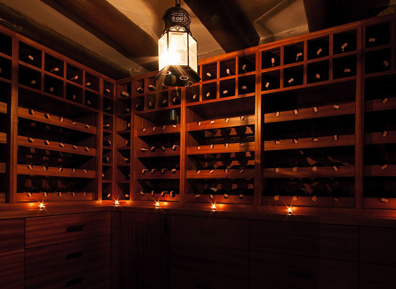 ABC del sommelier: come organizzare la propria cantina