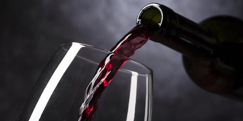 Due misteriose molecole nel vino. Uno studio italiano