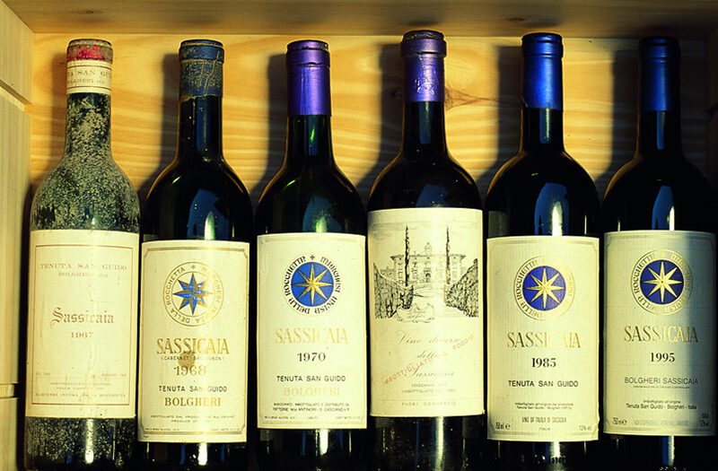 Dalla Toscana con furore: riflettori sul Sassicaia ’18 e plauso per la Doc Valdarno di Sopra