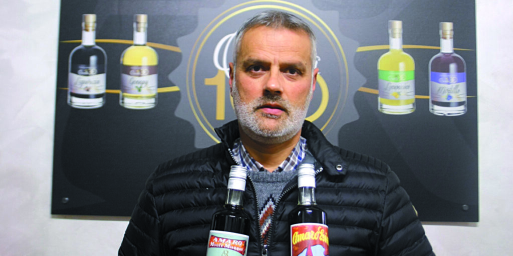 Distilleria Radaelli: Esino,  l’Amaro del parroco