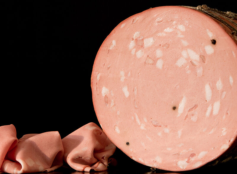 Salumi d’Italia: il segreto della mortadella è la lenta cottura