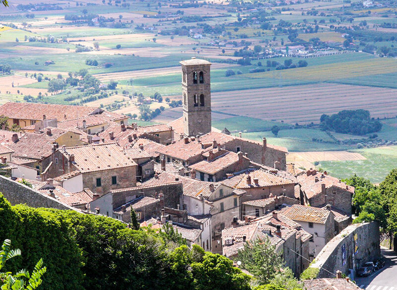 Gli interpreti del vino naturale in Toscana: a Montalcino e Cortona