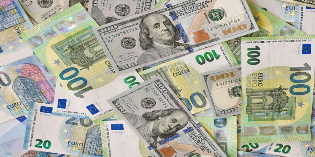La svolta degli Usa sui dazi Ue, sospesi per 5 anni