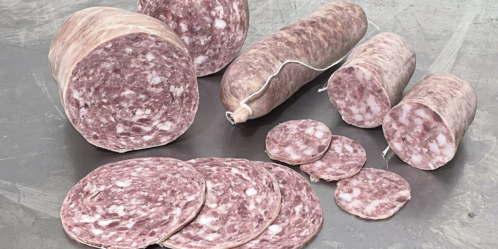 Salumi d’Italia: le due anime del salame cotto