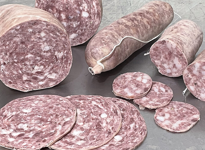 Salumi d’Italia: le due anime del salame cotto