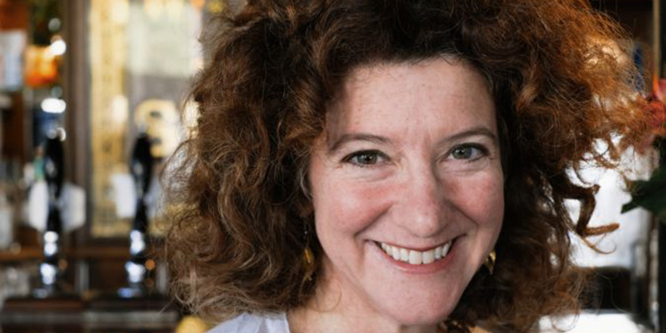 Chi seguire sui social: Nina Caplan