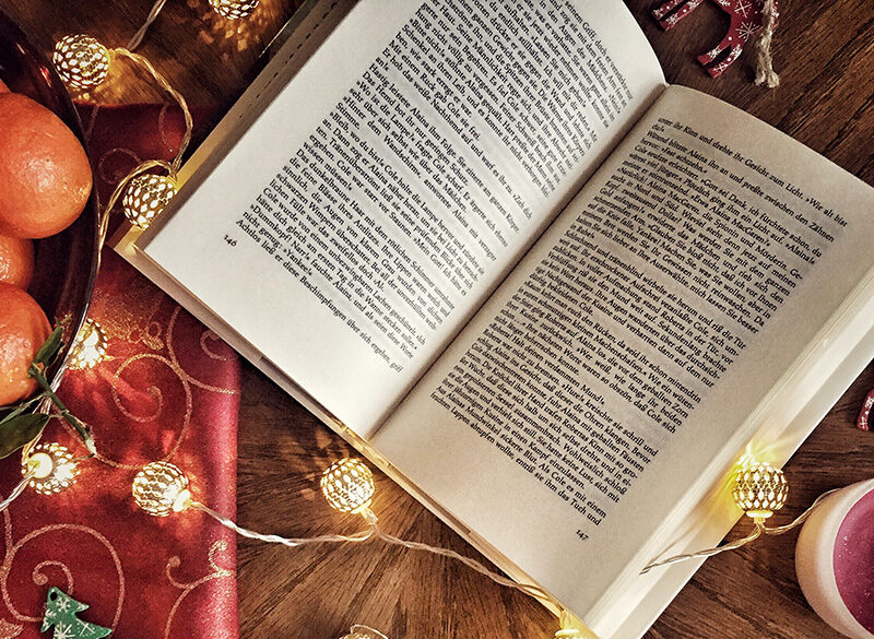 Libri sotto l’albero: 7 consigli di lettura per Natale