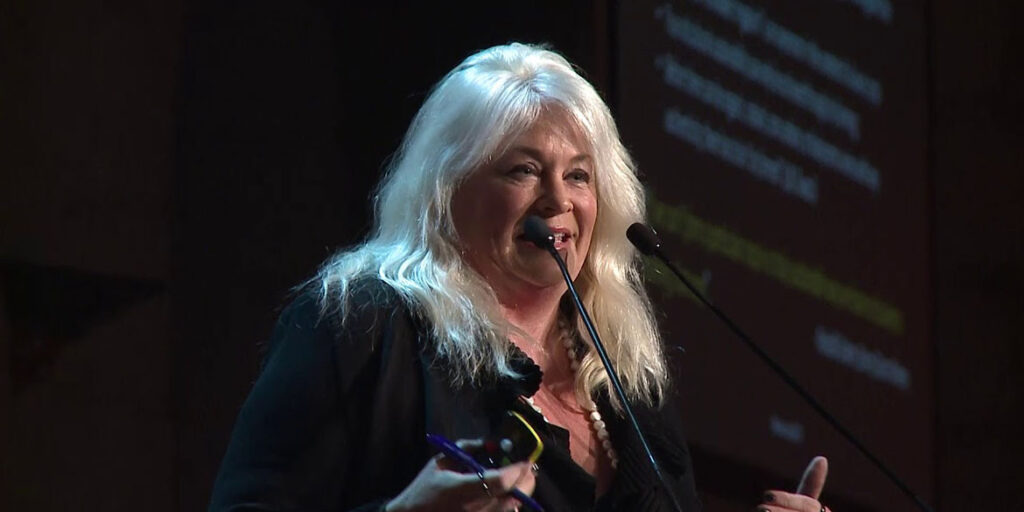 Chi seguire sui social: Linda Johnson-Bell