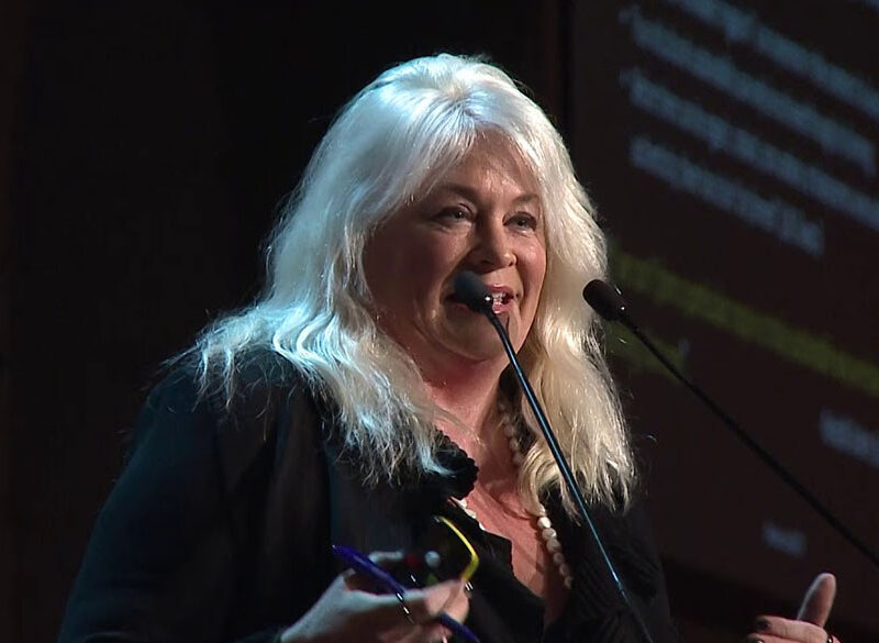 Chi seguire sui social: Linda Johnson-Bell