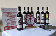 Teseo di Tenute Bianchino vince il Wine Label Awards – Winelivery