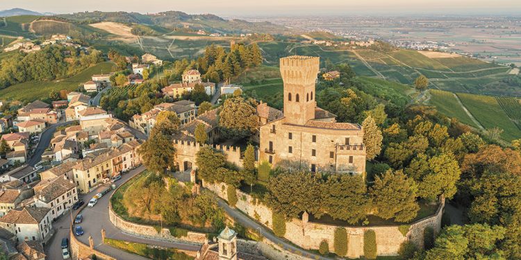 Castello di Cigognola: tutte le strade portano al Pinot Nero
