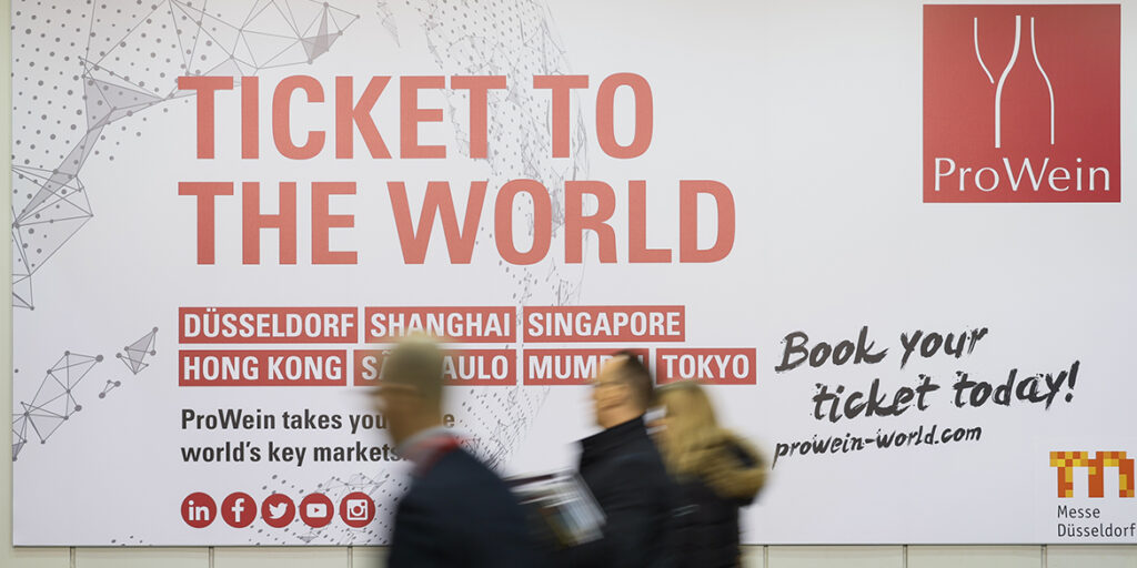 ProWein 2023: numeri, pareri e rivalità secondo la stampa estera