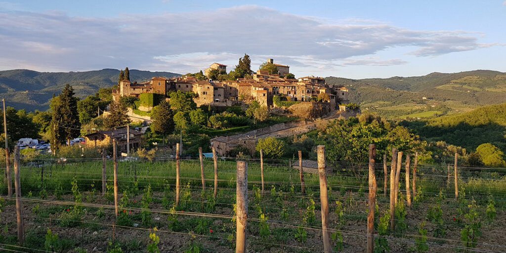 Montefioralle, il Chianti Classico della grazia. Lo studio di Aldo Fiordelli