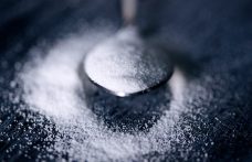 Con il clima che cambia non è il caso di abolire l’aggiunta di zuccheri?
