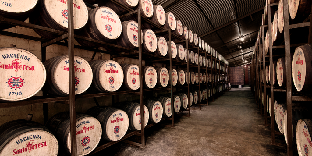 Il portfolio Meregalli Spirits si allarga con una selezione di referenze premium Martini & Rossi