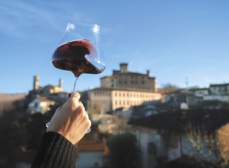 Italesse lancia T-made 75, il calice da Barolo