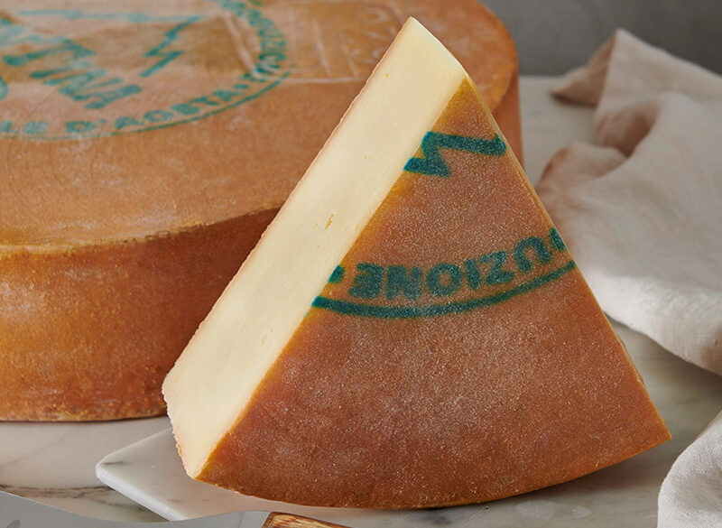 Formaggi d’Italia: la Fontina, regina incontrastata del tagliere valdostano