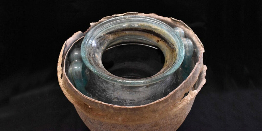 Scoperto il vino più antico del mondo: ha 2.000 anni