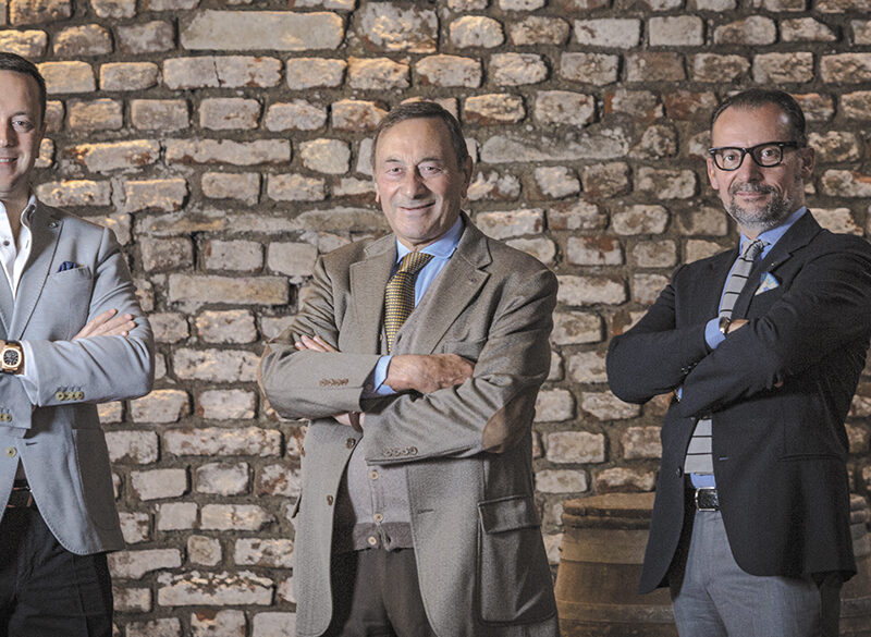 50 anni di storia del vino: Meregalli, il servizio in guanti bianchi