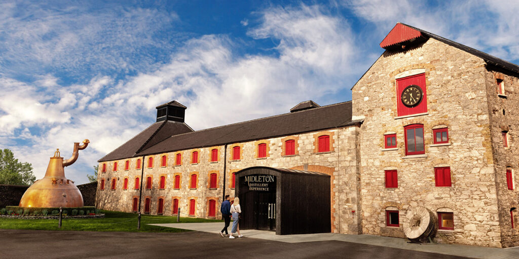 Le origini del whiskey irlandese in un manoscritto di 700 anni fa