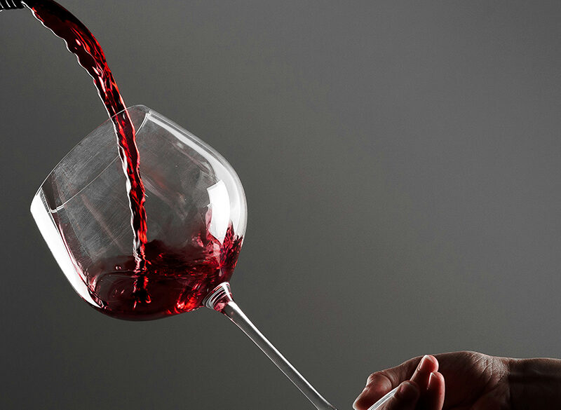 Vino italiano, continua il trend al ribasso (ma l’export dà segnali di ripresa)