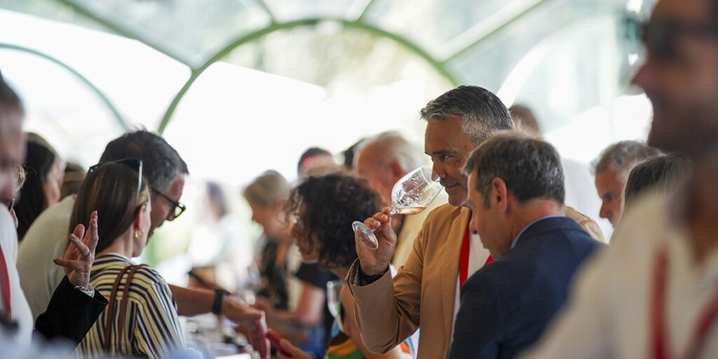 VinoVip al Forte: alla 3^ edizione del summit riflettori puntati sui grandi bianchi e sui giovani