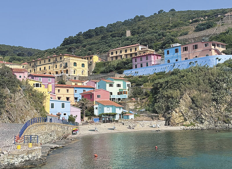 Alla Gorgona 10 anni dopo, dove il vino profuma di riscatto