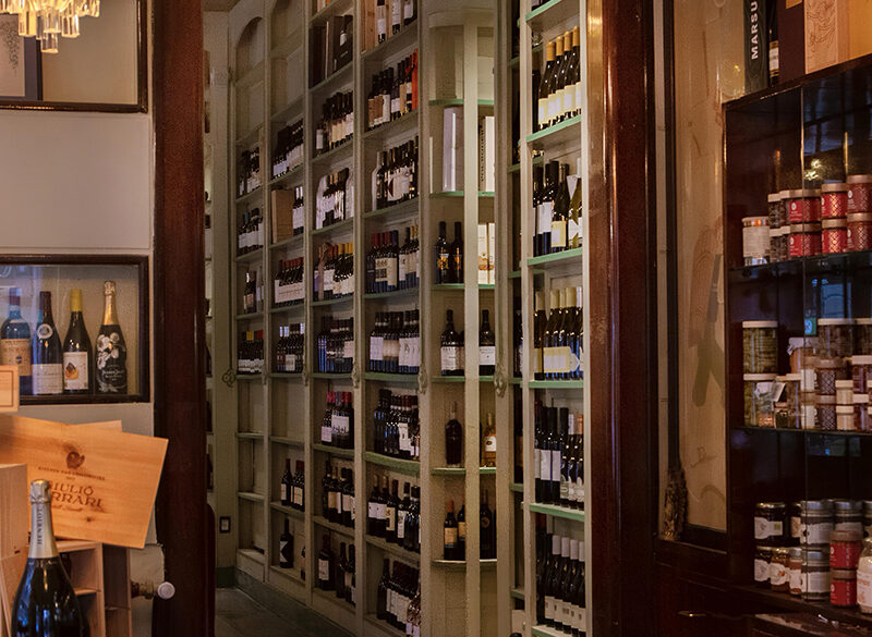 Enoteca Cotti, rinascita di un’icona milanese