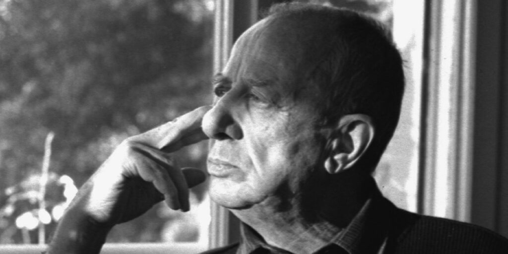 Luigi Veronelli, vita spericolata di un enoico giornalista