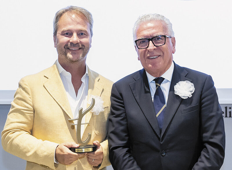 Il Premio Storie di Vitae al direttore di Civiltà del bere Alessandro Torcoli 